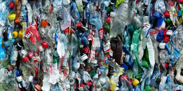 Guerra contra o plástico pode sofrer revés. Preço dos reciclados dispara (e muito)