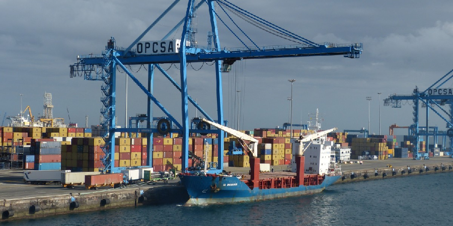 navio contentor shipping