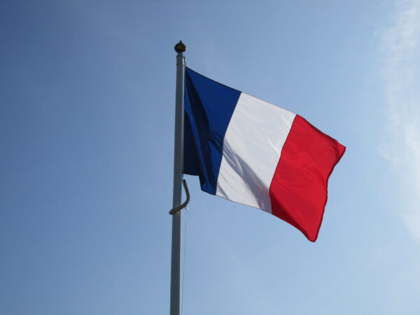 drapeau-francais-13384961510hm-600x450.j