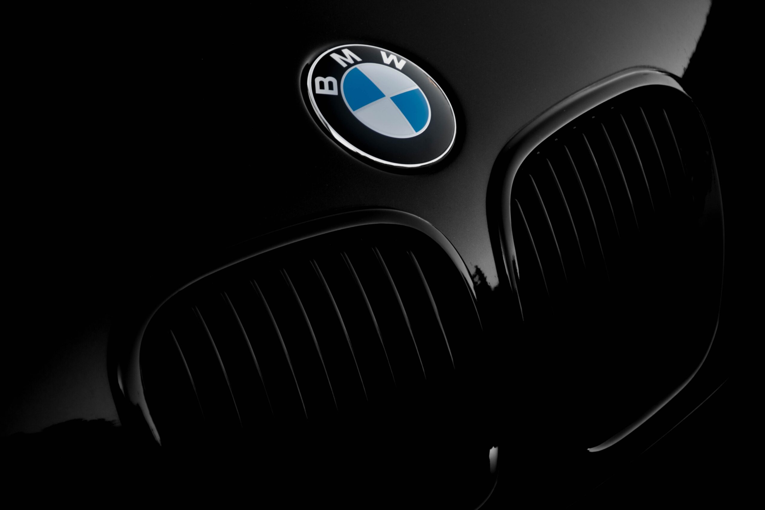 Lucro da BMW cai 50% para 6.620 milhões de euros no 1.º semestre