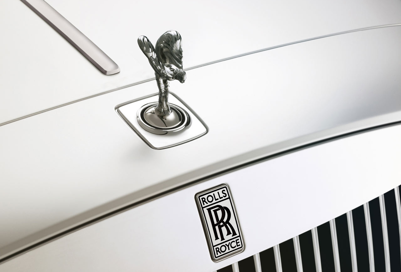 Rolls-Royce vai reduzir 2.500 postos de trabalho para reduzir custos