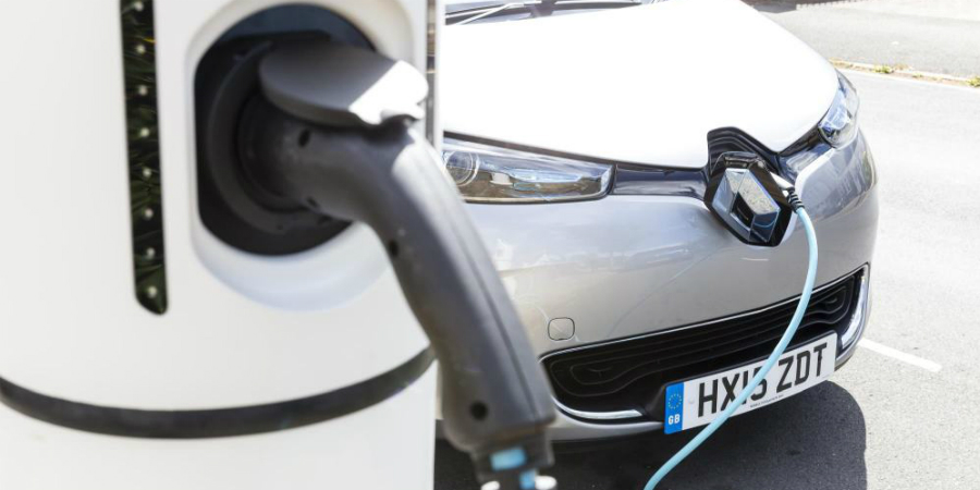 UE adota novas regras para carregamento de veículos elétricos e hidrogénio