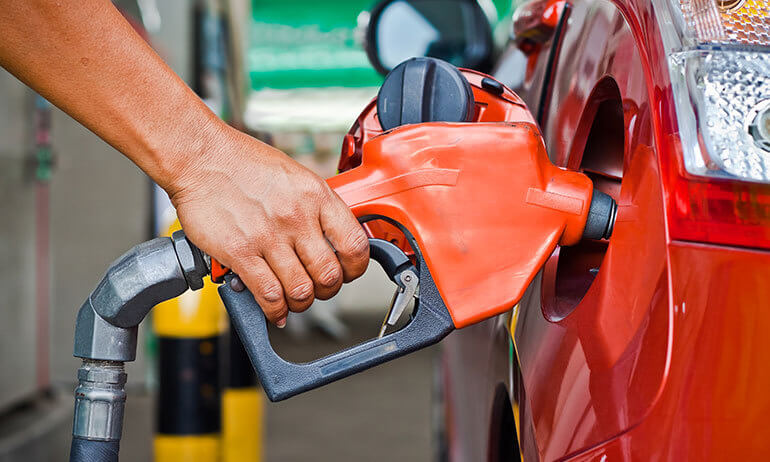 Combustíveis: gasolina e gasóleo vendidos a mais de 2,5 cêntimos por litro do seu Preço Eficiente
