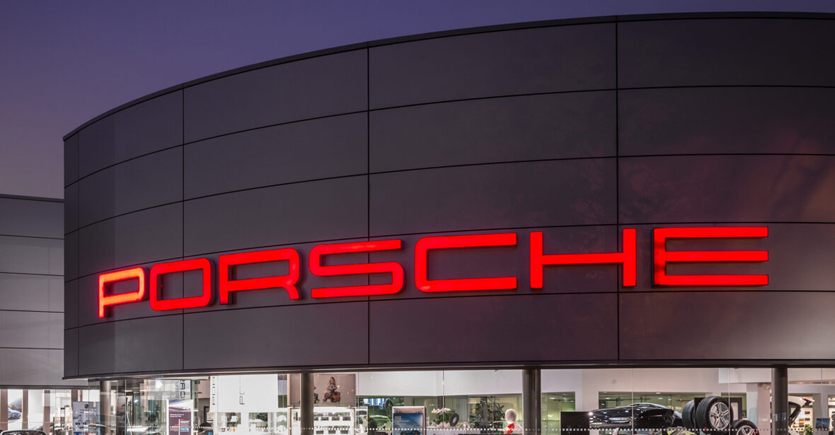 Volume de negócios da Porsche sobe 14% até junho para 20 mil milhões de euros