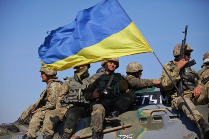 La mayoría de los ucranianos no renunciarán a su membresía en la OTAN o la Unión Europea a cambio de la paz con Moscú, según una encuesta – Executive Digest