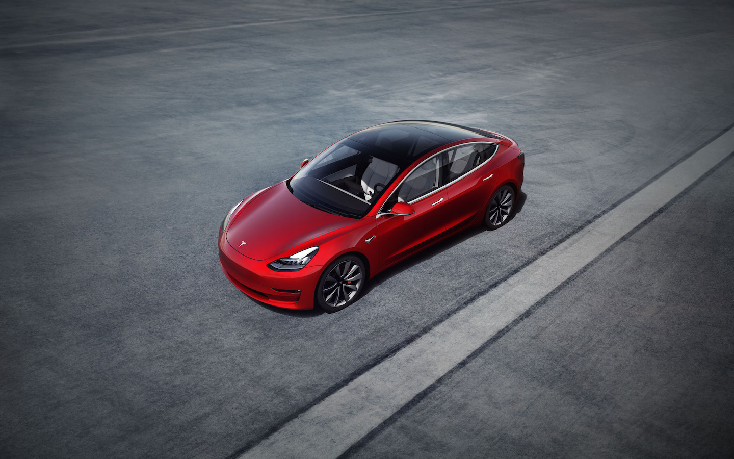 Tesla mantém-se o elétrico mais vendido: saiba quais as restantes marcas preferidas dos condutores portugueses