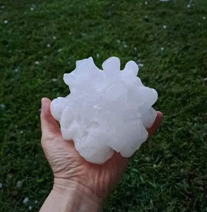 “Violência inimaginável”: nova ronda de tempestades atinge França depois de granizo gigante (veja as imagens)