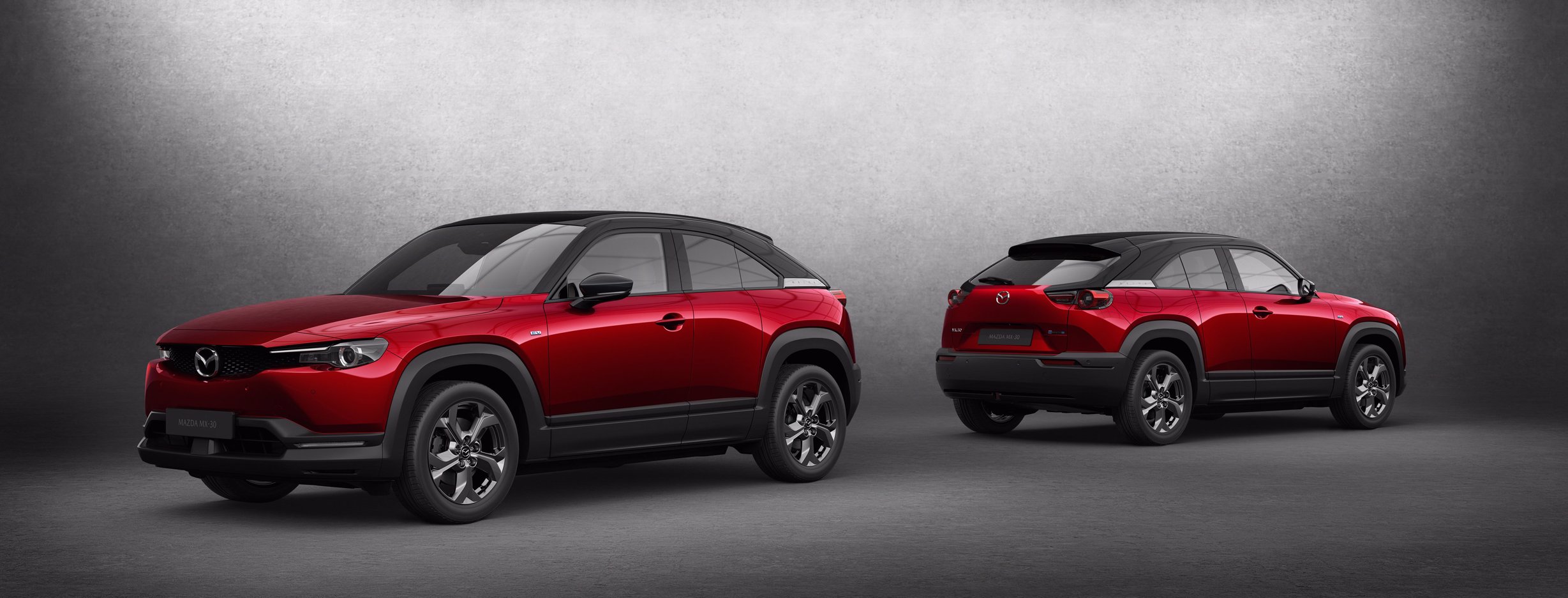 Mazda baixa a fasquia e propõe o MX-30 100% eléctrico a partir dos 26.900 euros