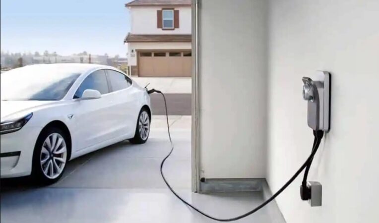 Teslas ayuda a impulsar los hogares – Executive Digest