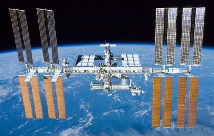 NASA findet mutierte Bakterien auf der Internationalen Raumstation, die auf der Erde nicht gefunden wurden – Zusammenfassung