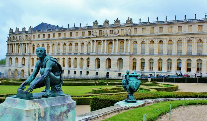 Palacio de Versalles evacuado tras incendio en el tejado – Executive Digest