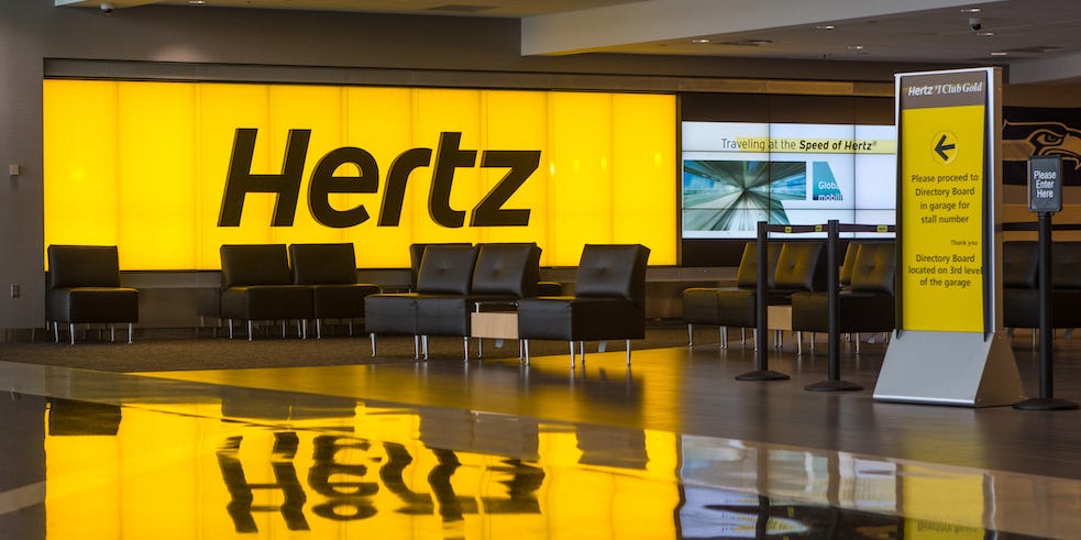 Hertz lança descontos até 2.500 euros na compra de um carro: campanha dura até ao final do mês