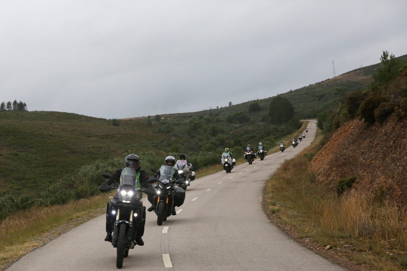 Portugal de Lés-a-Lés arranca em junho: amantes do motociclismo vão percorrer o país na 26ª edição da prova