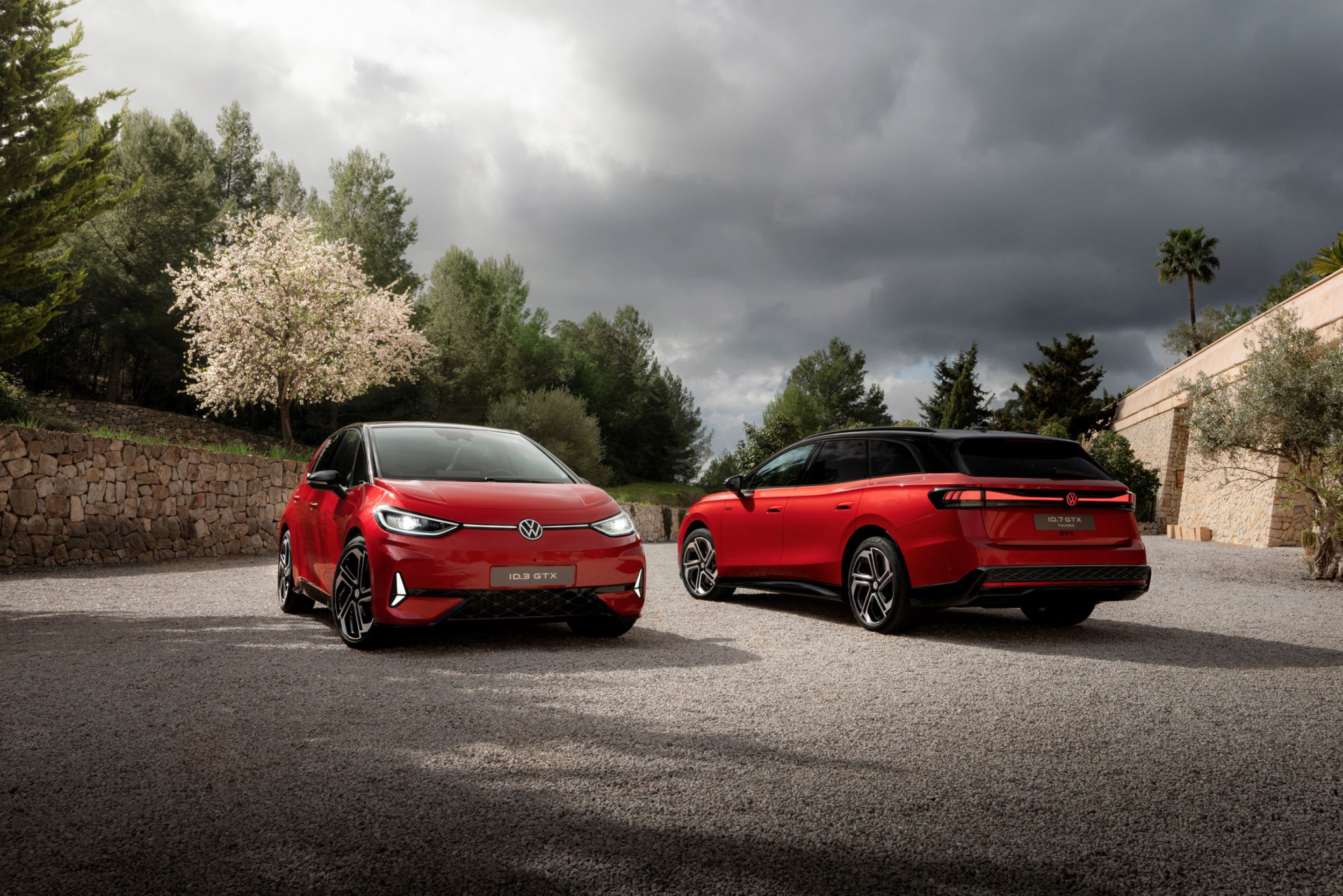 Volkswagen alarga oferta de modelos desportivos: conheça os ID.3 GTX e ID.7 GTX Tourer