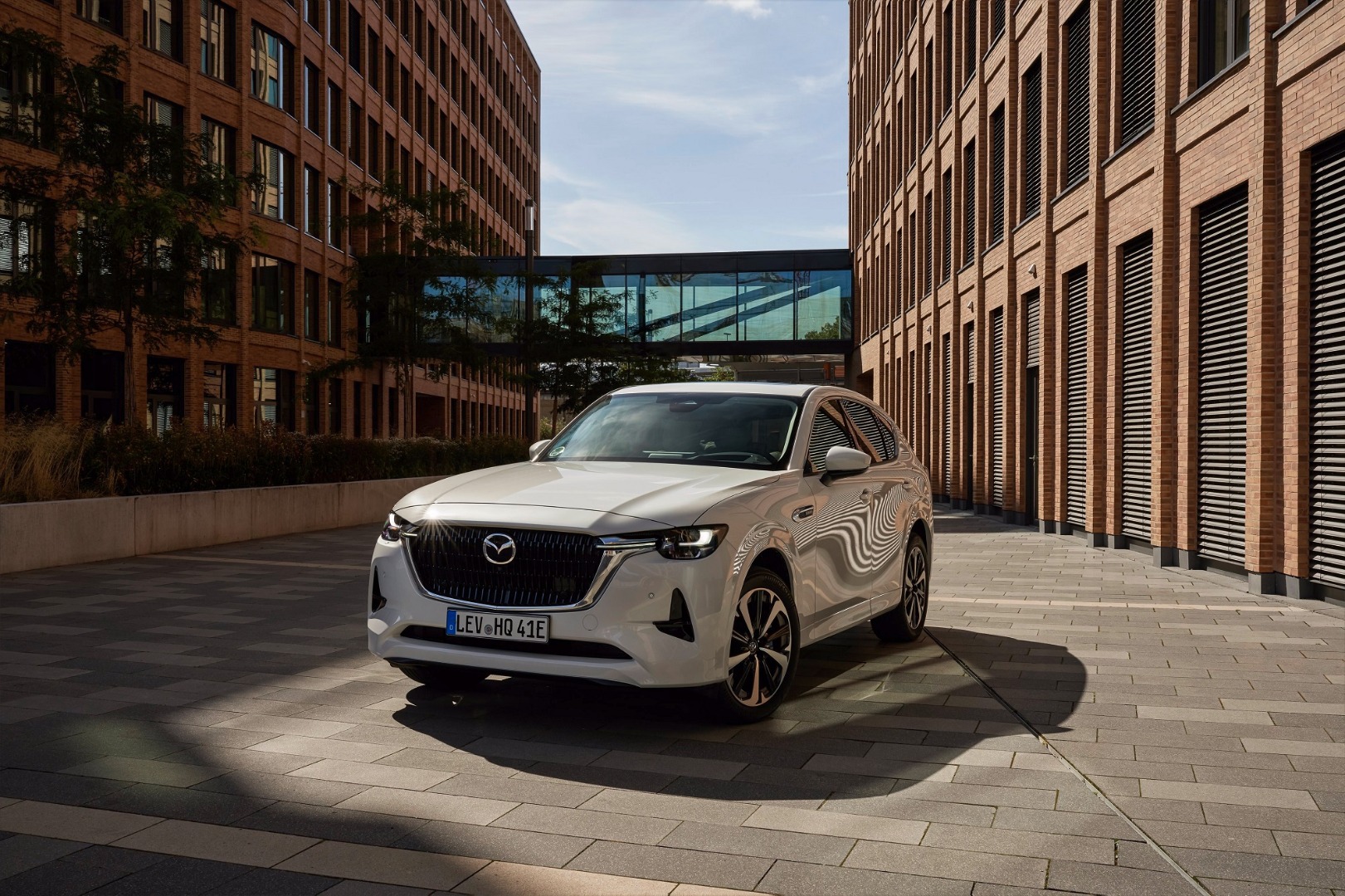 Mazda aposta em ‘trio de luxo’ para o ECAR SHOW: Mazda2 Hybrid, MX-30 R-EV e CX-60 PHEV vão estar disponíveis para test-drive