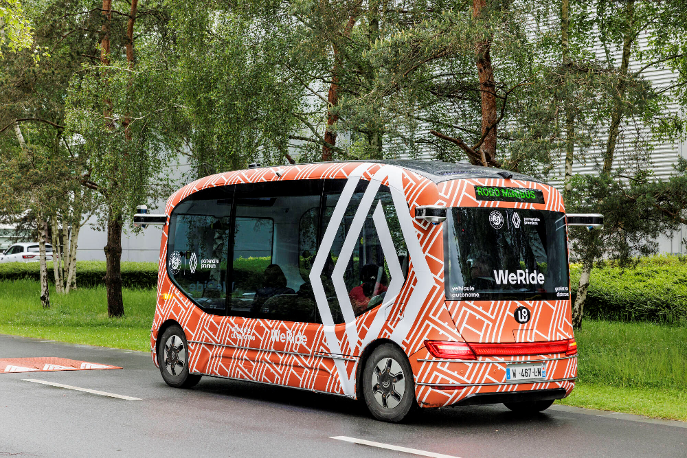 Apanhar um transporte público autónomo para o trabalho? Grupo Renault vai apresentar ambiciosa oferta de autonomia nível 4
