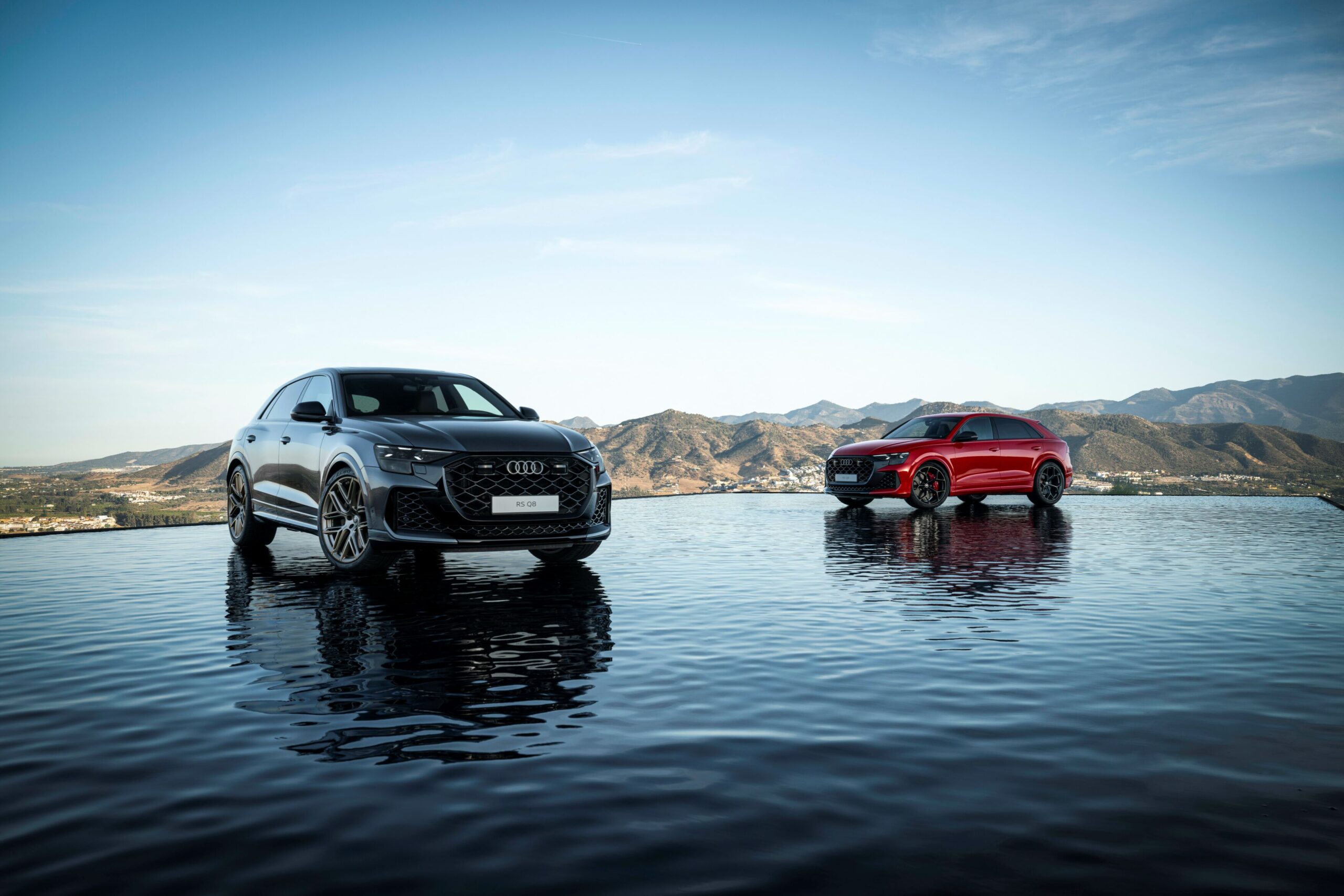 RS Q8 e Performance: SUV mais potentes da Audi Sport GmbH são desportivos das rodas até às costuras