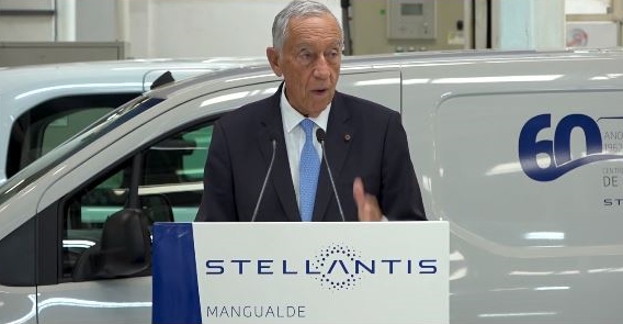 Stellantis Mangualde entrega hoje mais de 700 carros elétricos ao Serviço Nacional de Saúde