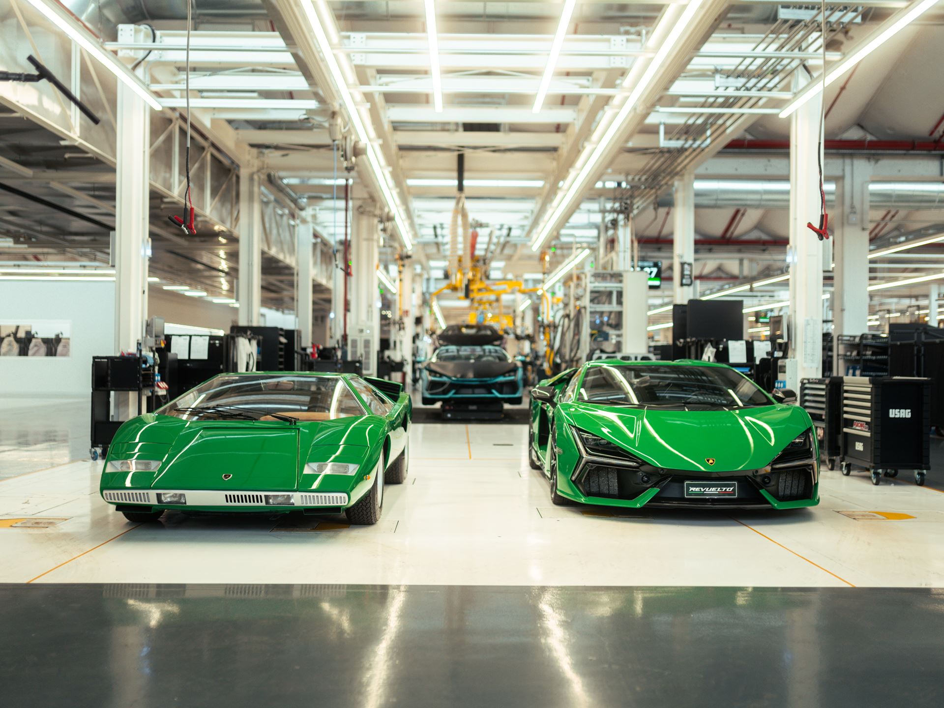 Lamborghini Countach celebra 50 anos de produção: lembre a história do lendário V12