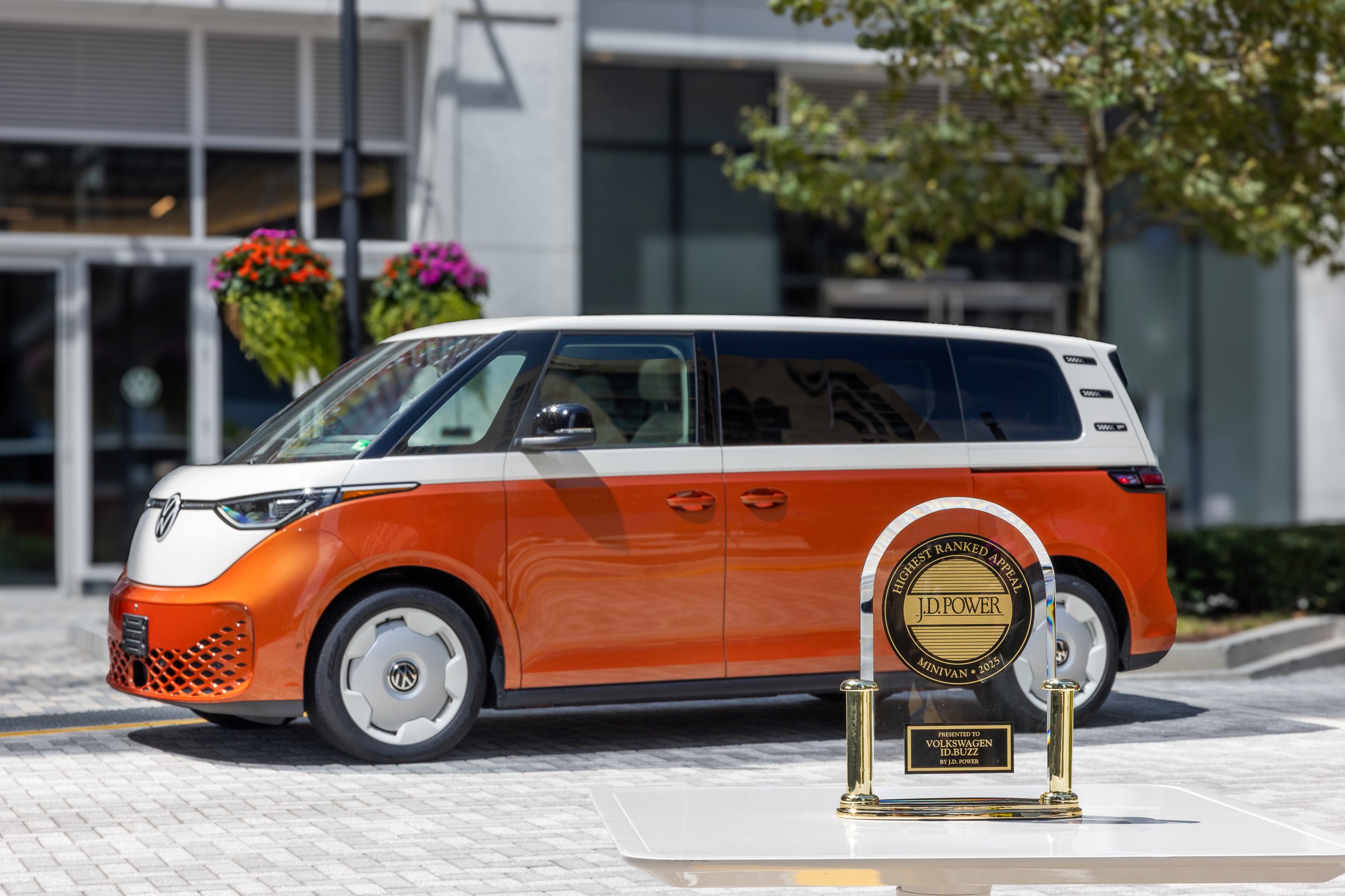 Volkswagen ID. Buzz eleito Melhor Monovolume em estudo internacional