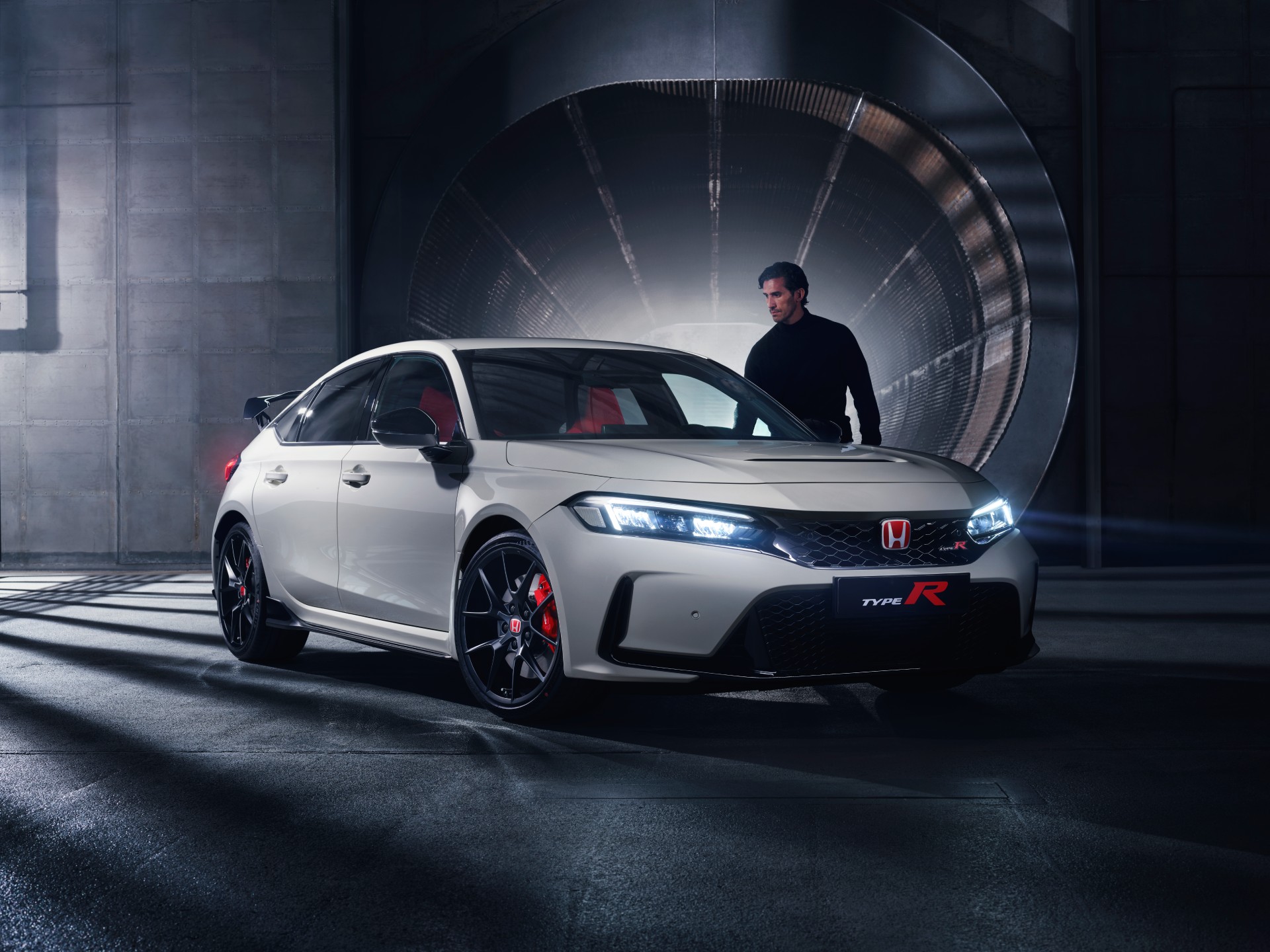 Honda Portugal recebe as últimas 15 unidades do Civic Type R: modelo icónico já está disponível para venda