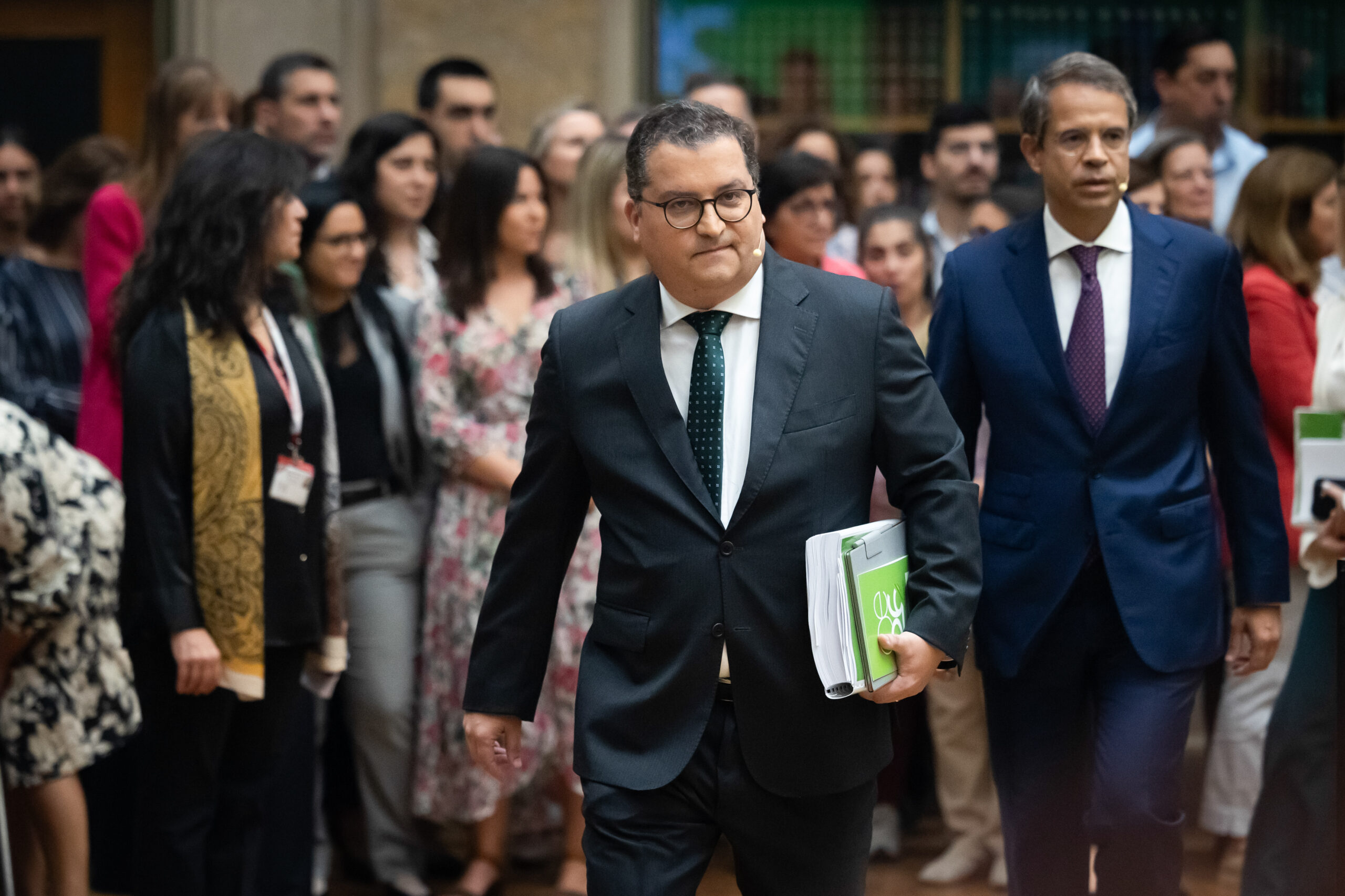 ministro finanças miranda sarmento