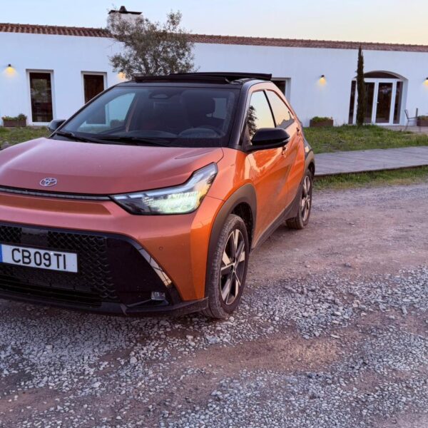 Ensaio. Toyota Aygo X, o ‘pequeno descontraído’ que quer conquistar a Europa pela qualidade e alegria ao volante