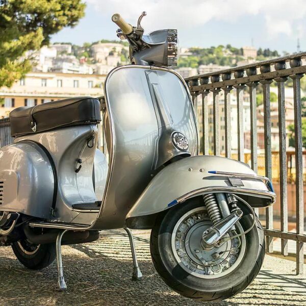 Tem uma Vespa? Então está de parabéns: o ícone faz 80 anos e continua jovem