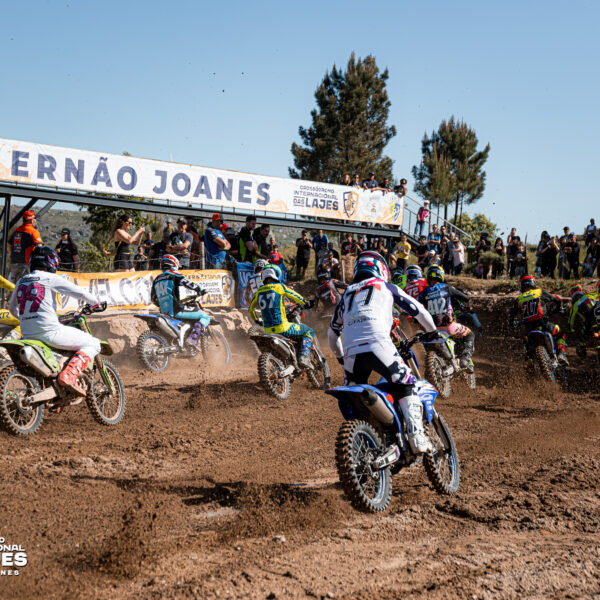 Motores a fundo: motocross volta este fim de semana a levar aldeia da Serra da Estrela aos maiores da Europa