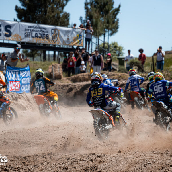 Motores a fundo: motocross volta este fim de semana a levar aldeia da Serra da Estrela aos maiores da Europa