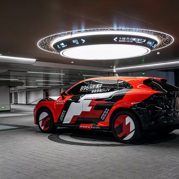 VOYAH antecipa SUV coupé elétrico com tecnologia Huawei e aerodinâmica extrema