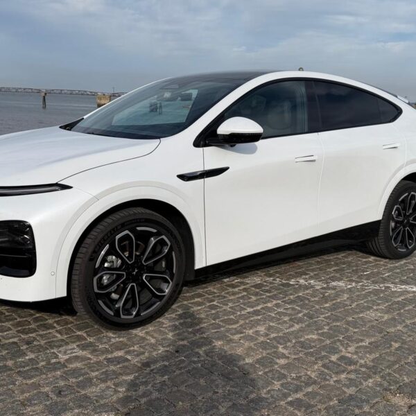 Ensaio. XPENG G6: Engenharia, software e ambição global num só automóvel