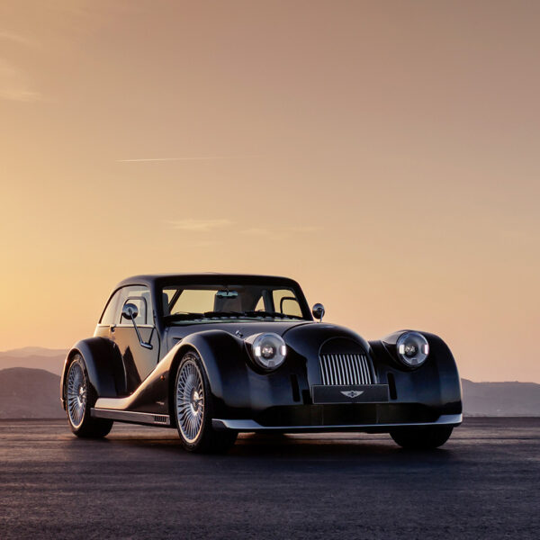 Só vão existir nove: Morgan e Pininfarina criam um coupé quase único