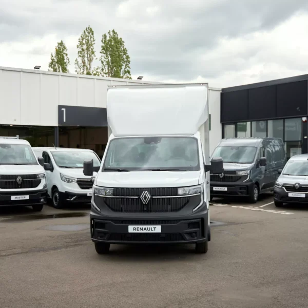 Renault lança solução chave na mão para comerciais: menos espera e veículos já adaptados ao trabalho