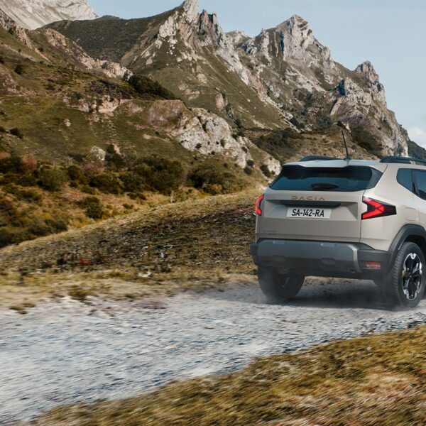 Ensaio. Dacia Duster Eco-G 120 automático: o SUV improvável que faz cada vez mais sentido