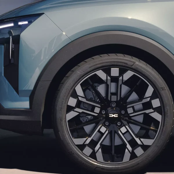 Dacia Striker: o novo crossover que quer juntar SUV, carrinha e berlina por menos de 25 mil euros