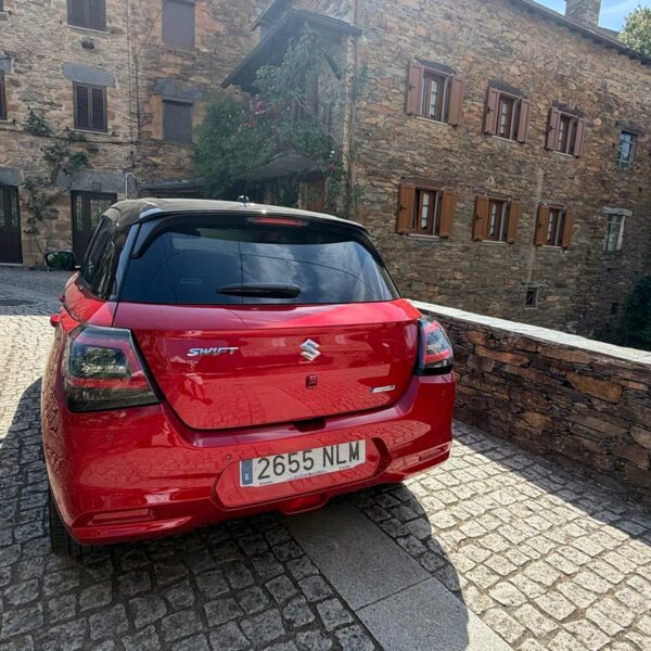 Ensaio. Suzuki Swift 1.2 Mild Hybrid: o utilitário que continua a desafiar a lógica do mercado
