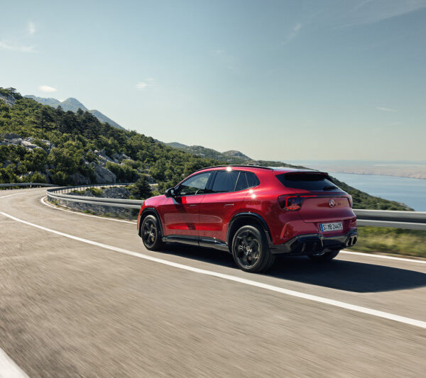 Mercedes-Benz abre encomendas do novo GLA elétrico com até 654 km de autonomia desde 55.400 euros