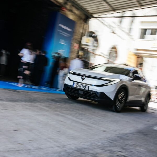 Novo Nissan LEAF: terceira geração chega a Portugal a partir de 29.990 euros