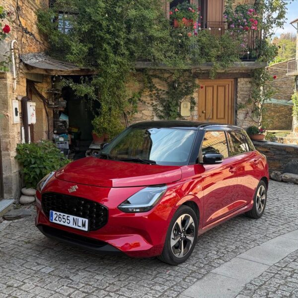 Ensaio. Suzuki Swift 1.2 Mild Hybrid: o utilitário que continua a desafiar a lógica do mercado